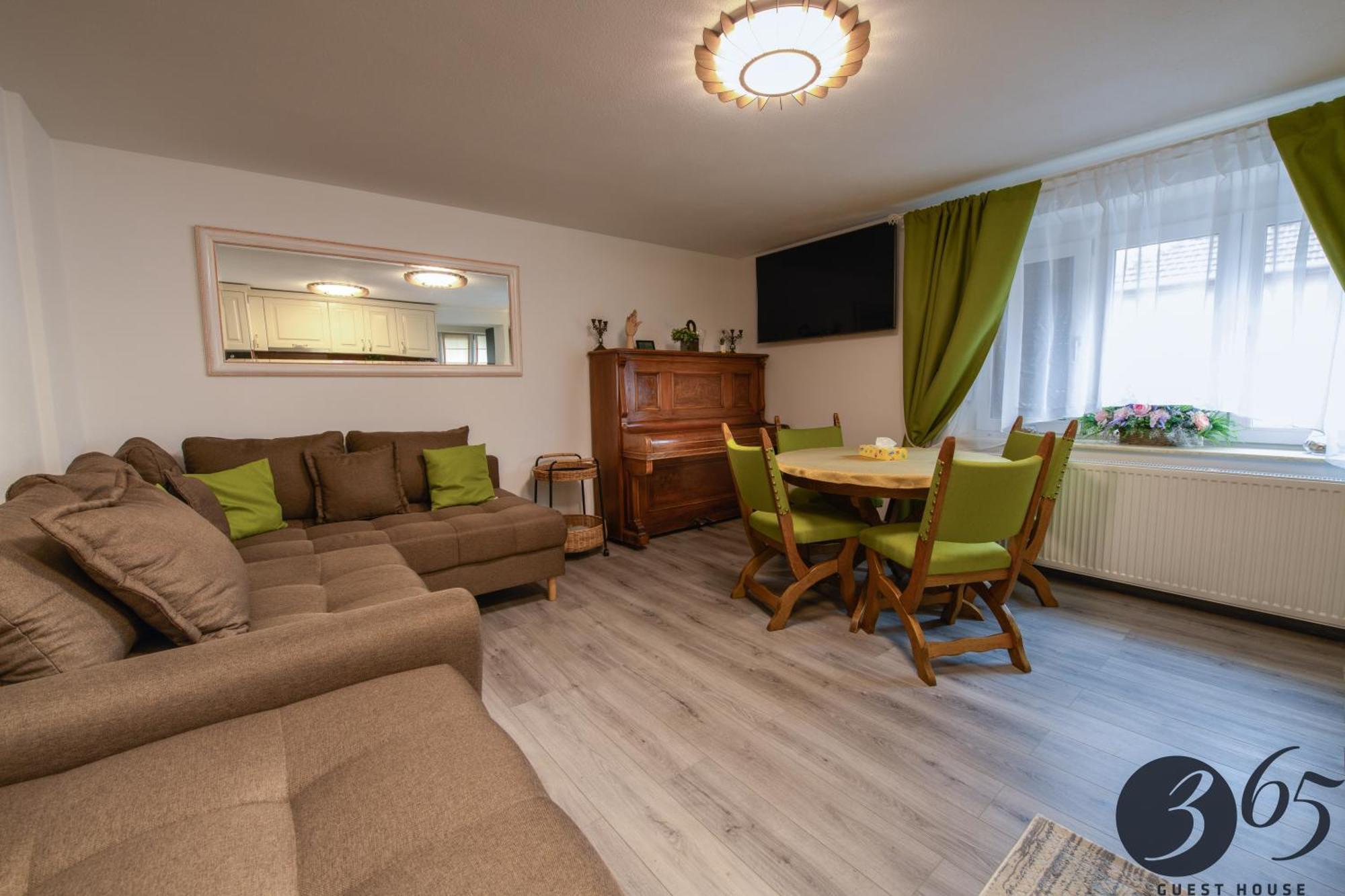 365 Guest House Hunedoara Dış mekan fotoğraf
