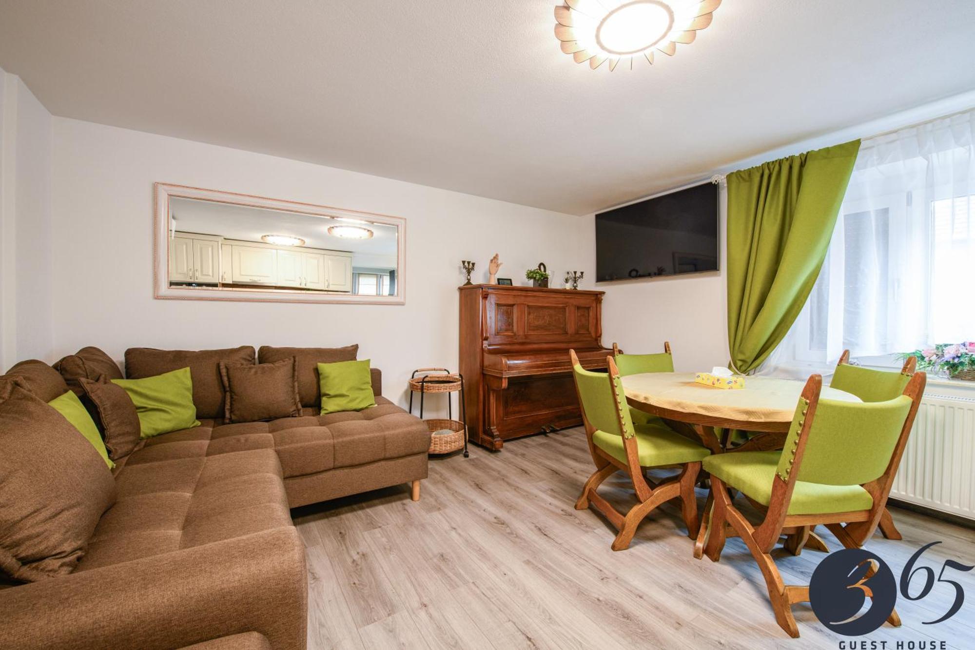 365 Guest House Hunedoara Dış mekan fotoğraf